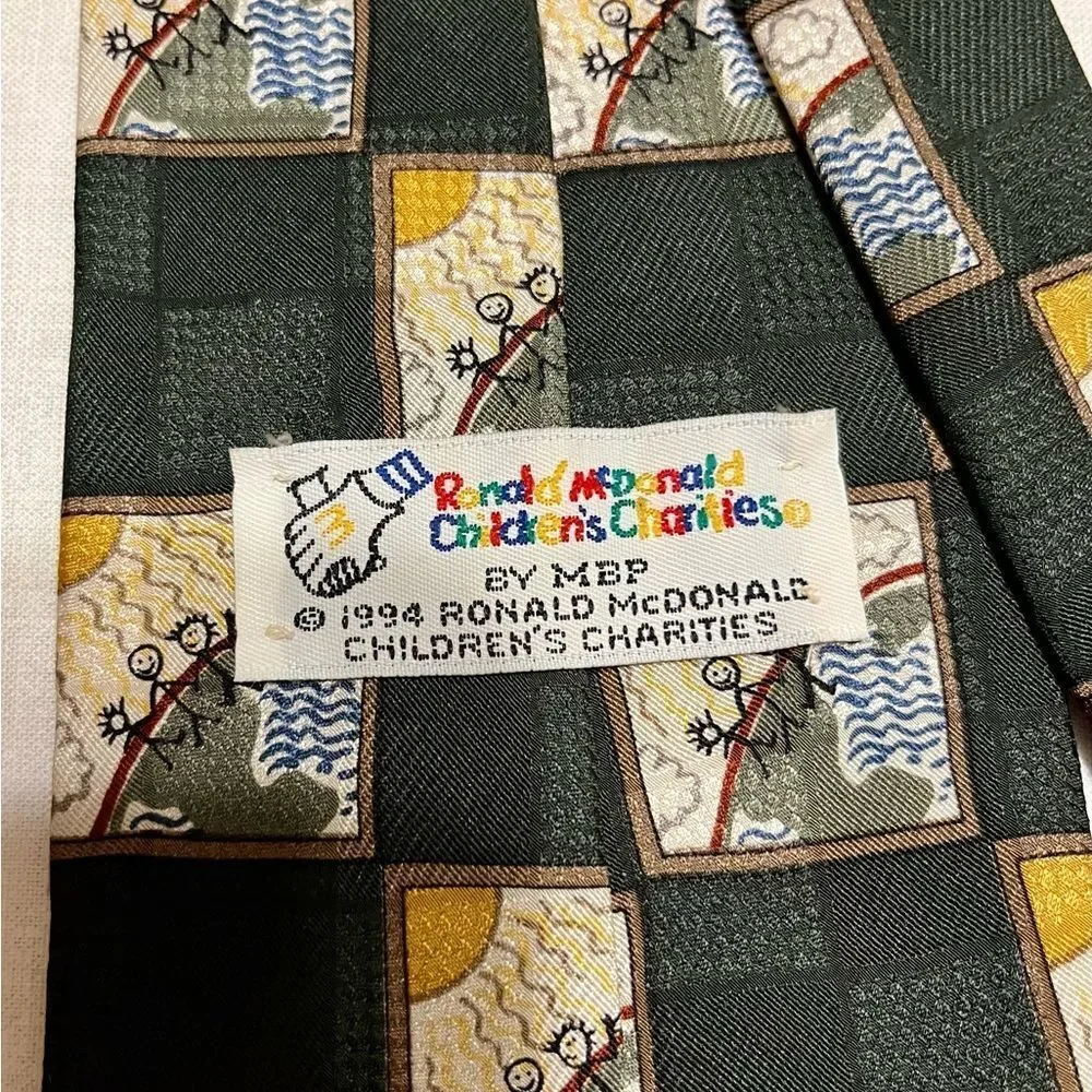 Ronald McDonald Gents Neck Tie 1994 Rare|Vintage|Unique Children’s Charities